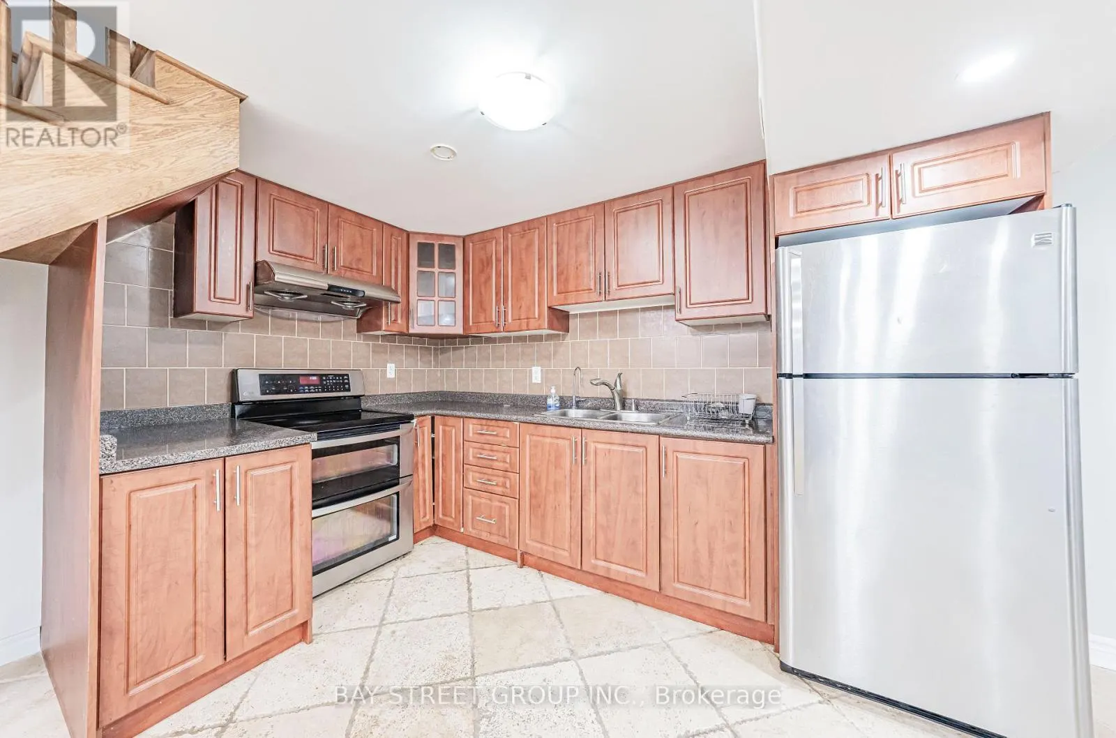 547 RAYMERVILLE DRIVE