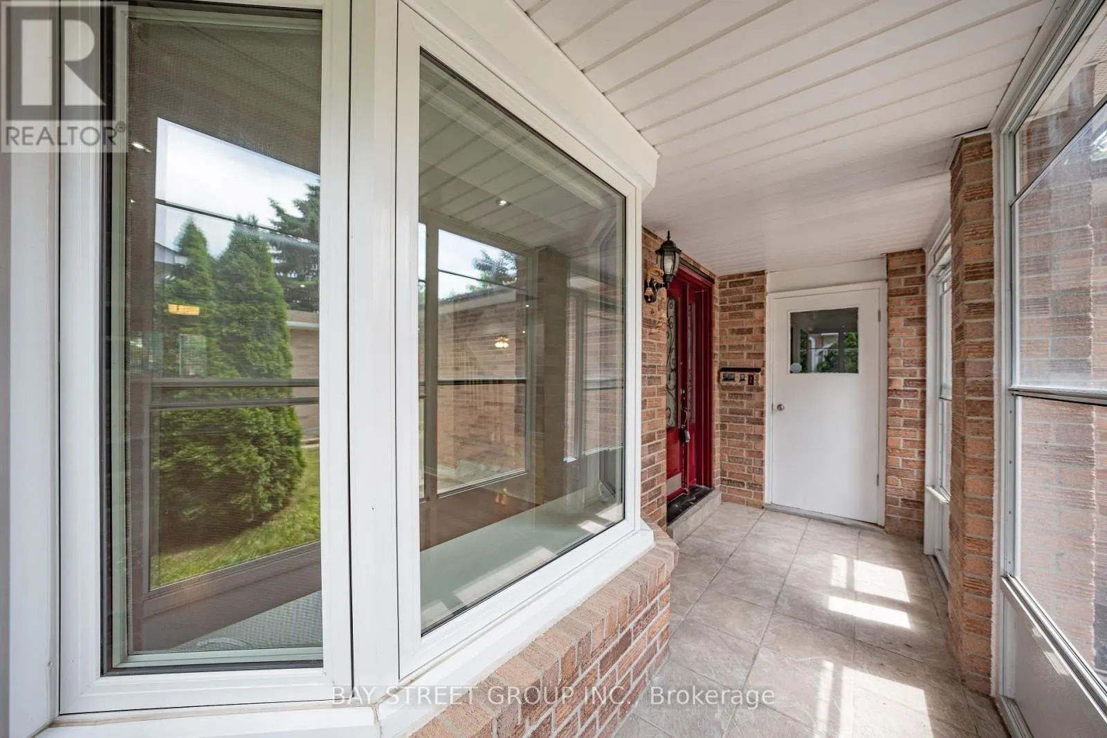 547 RAYMERVILLE DRIVE