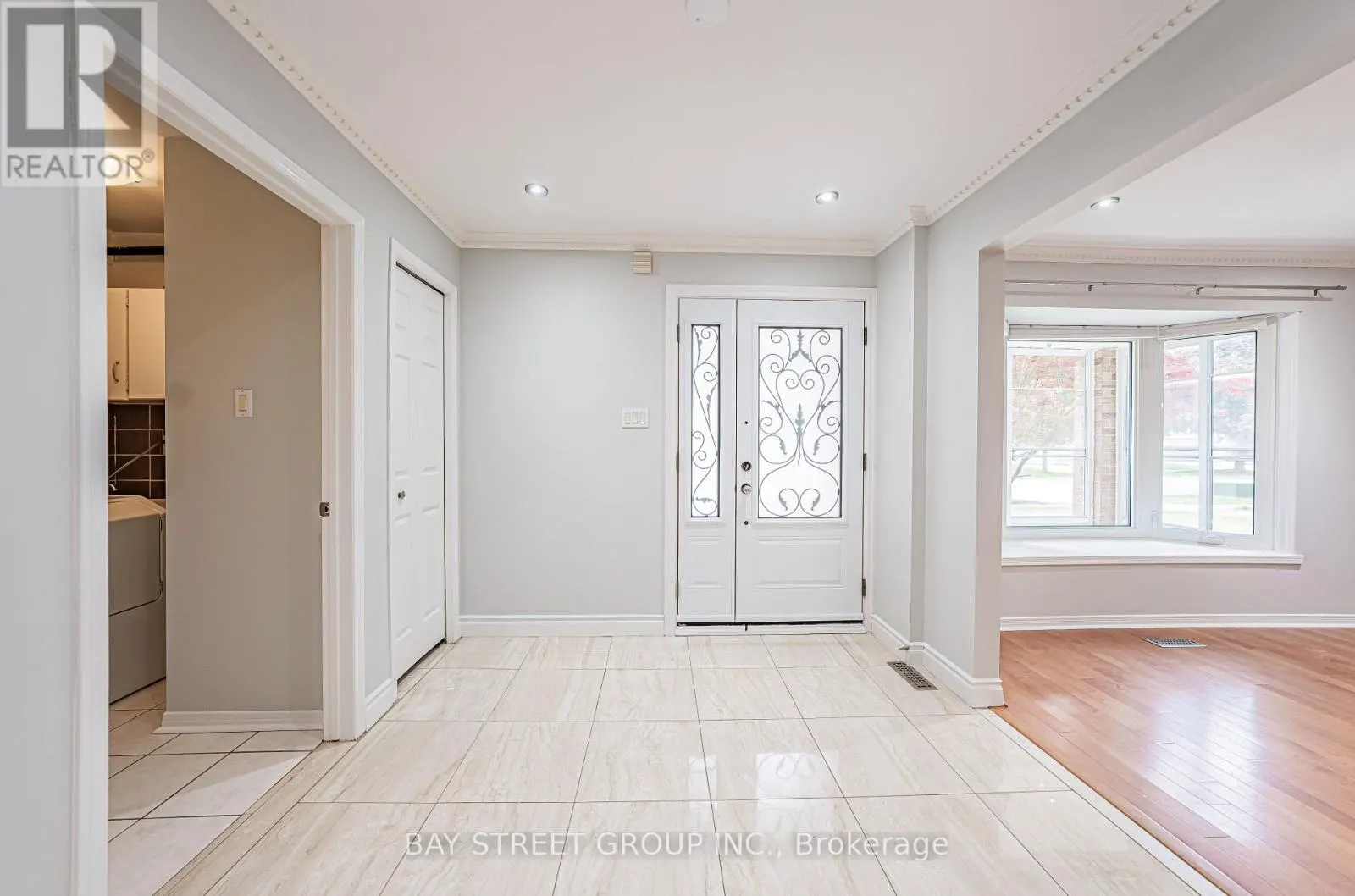 547 RAYMERVILLE DRIVE