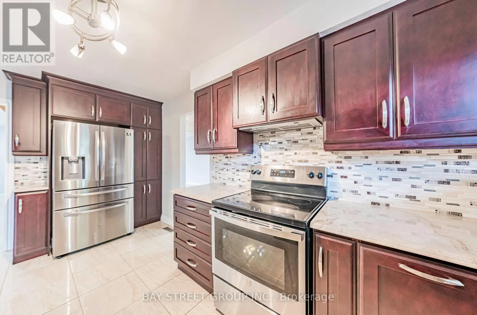 547 RAYMERVILLE DRIVE