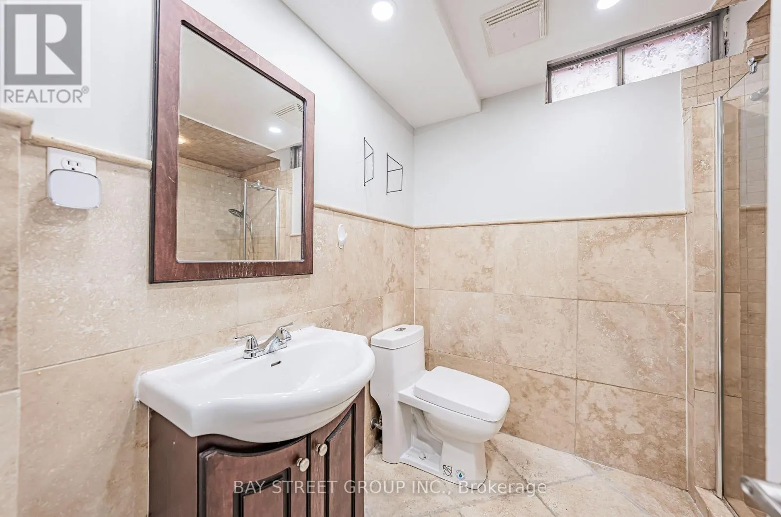 547 RAYMERVILLE DRIVE