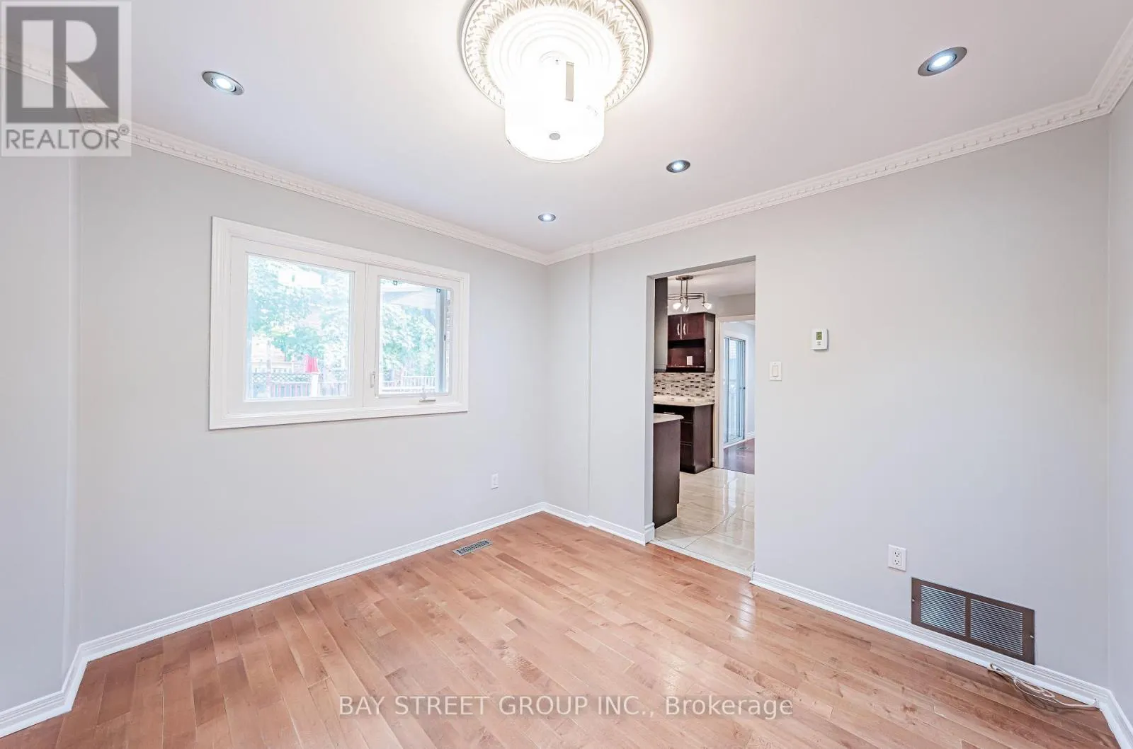 547 RAYMERVILLE DRIVE