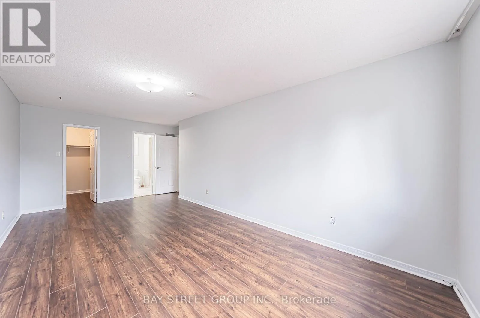 547 RAYMERVILLE DRIVE
