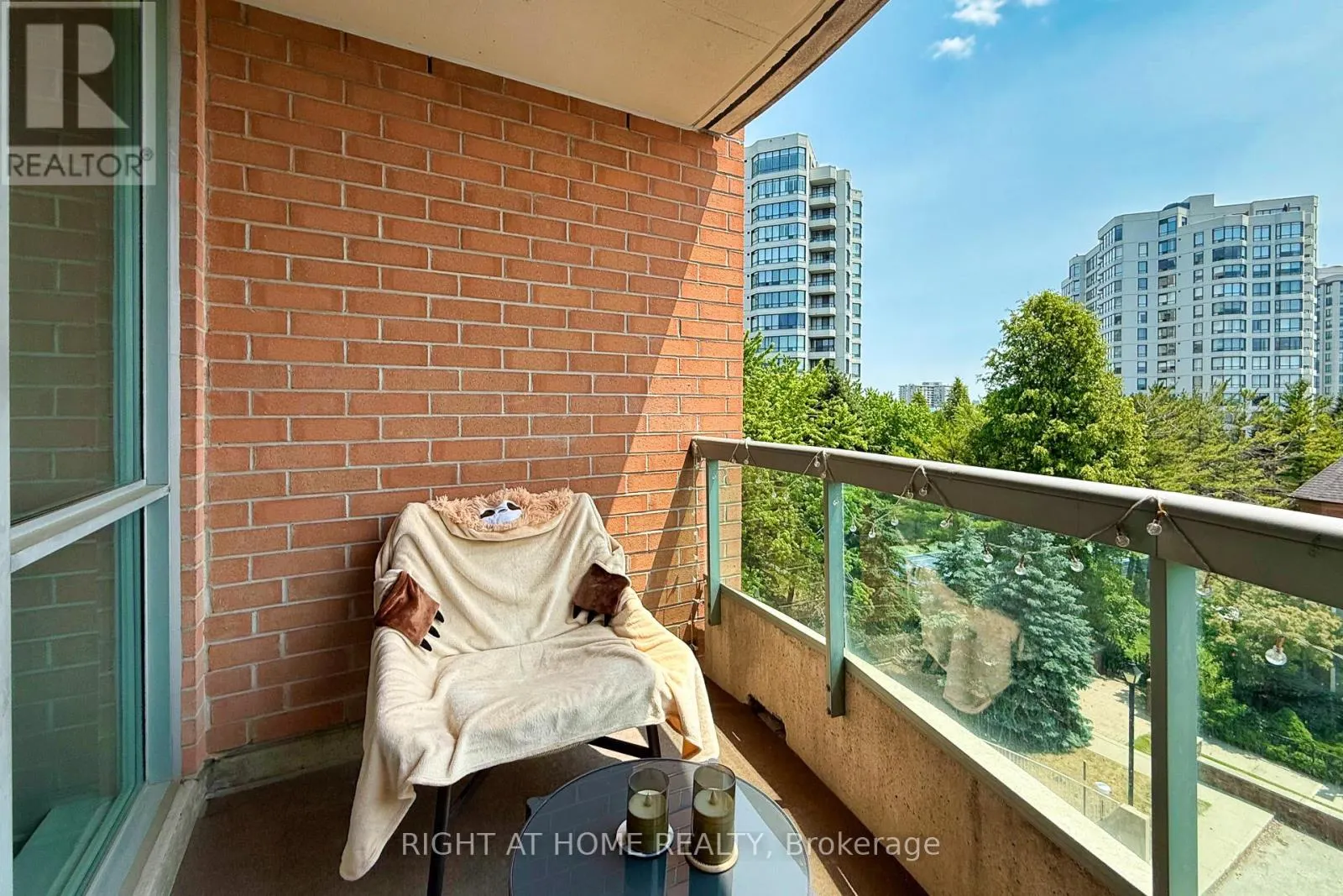 510 - 745 NEW WESTMINSTER DRIVE