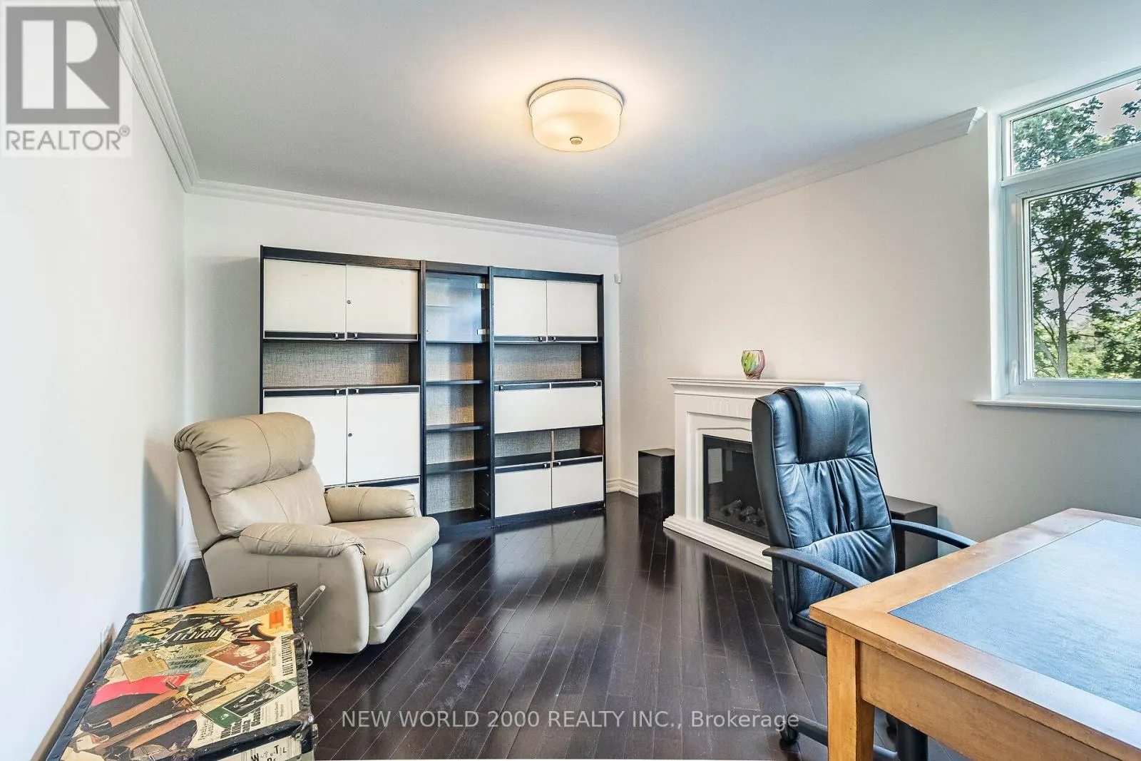 410 - 7811 YONGE STREET