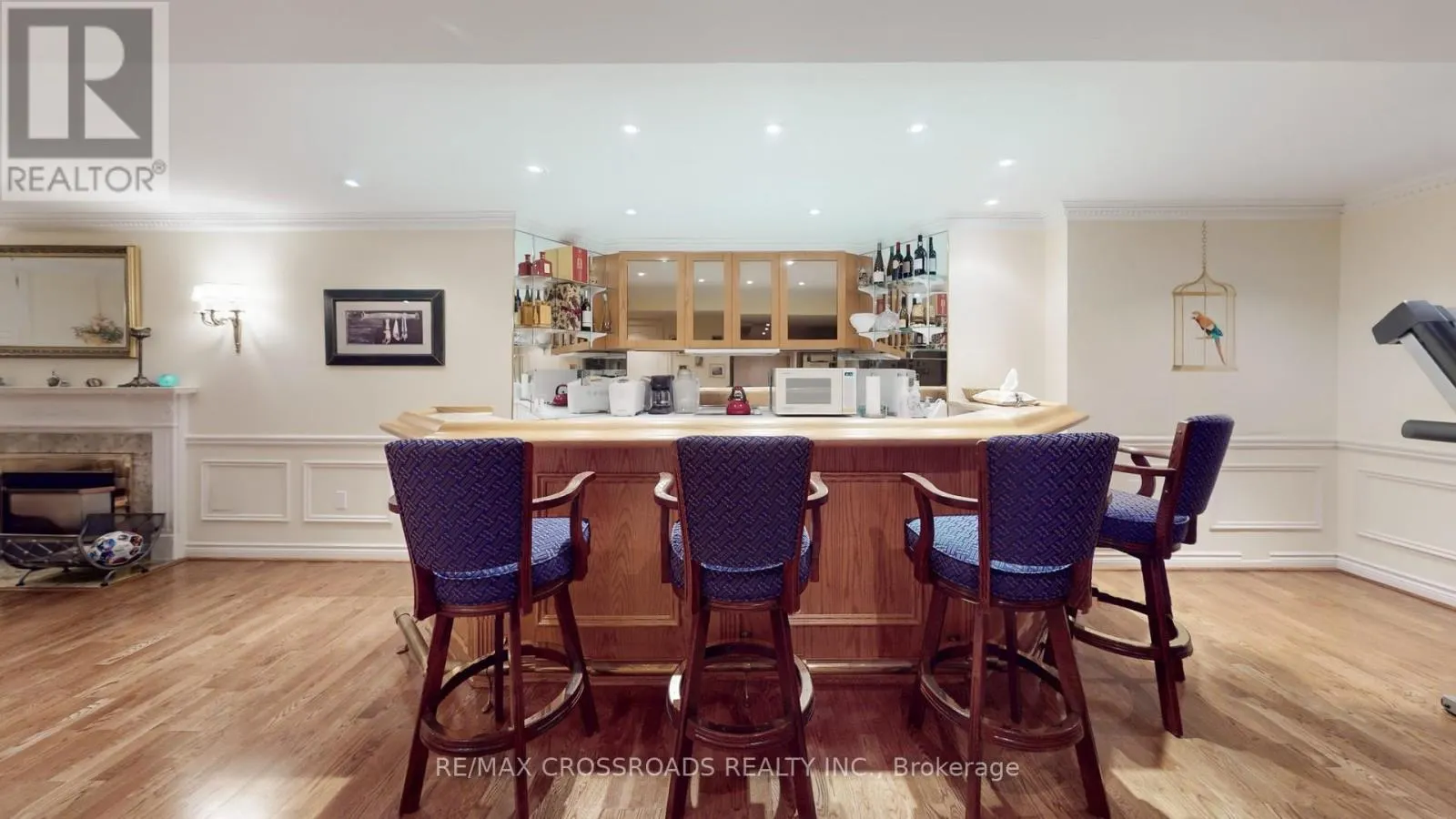 92 BRAESIDE SQUARE