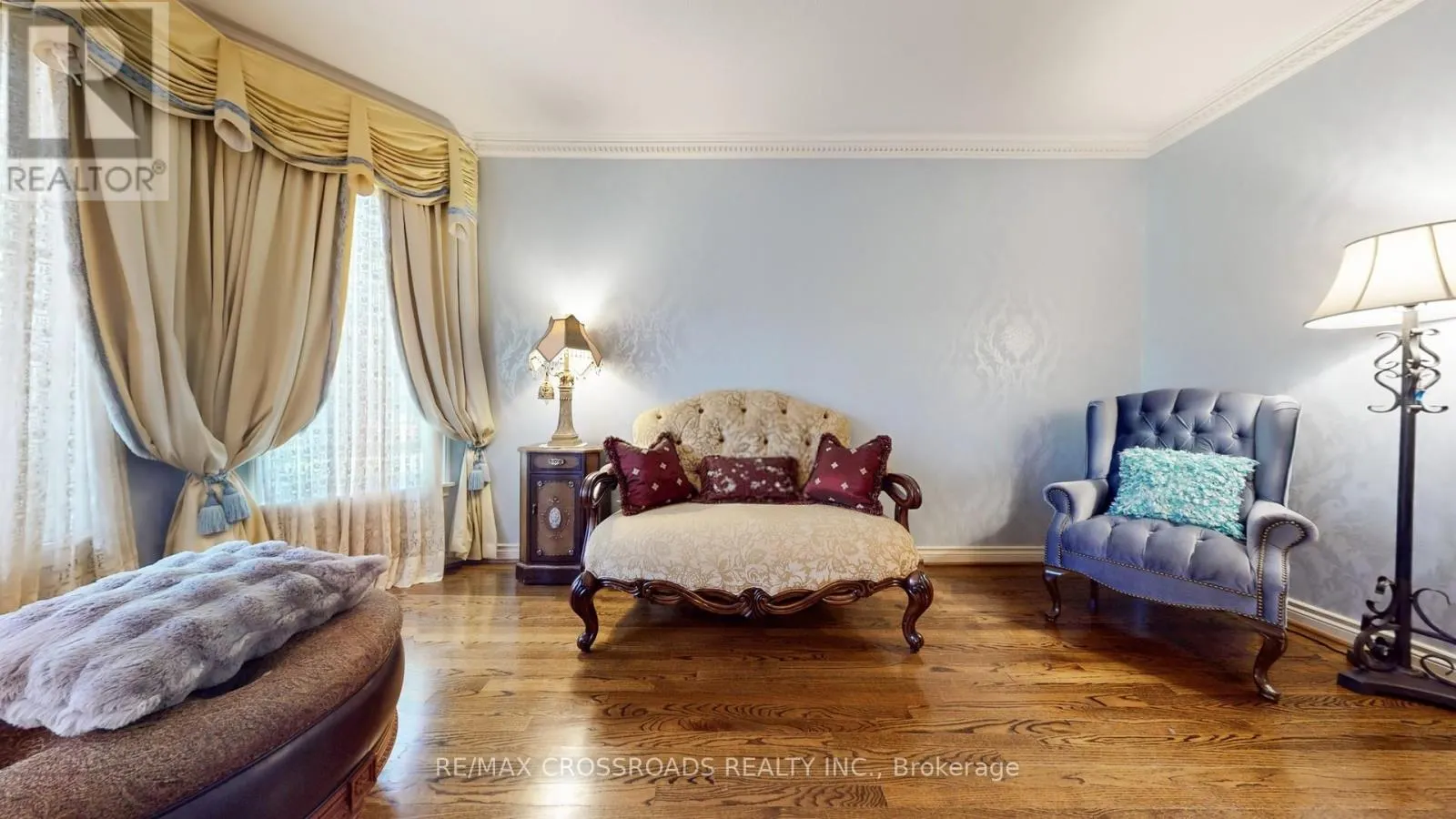 92 BRAESIDE SQUARE