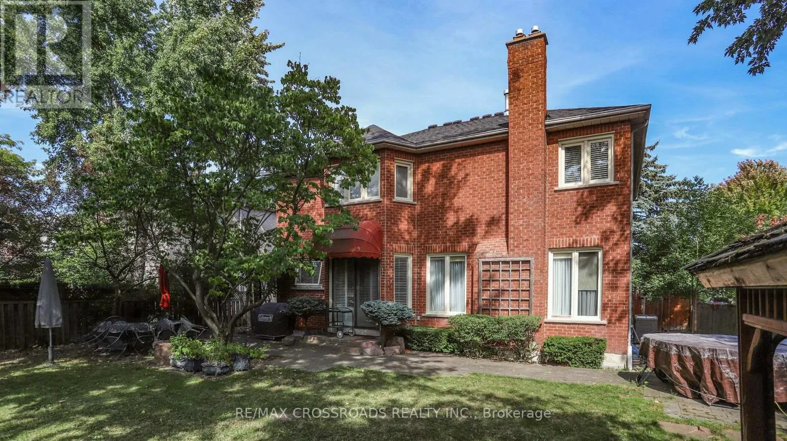 92 BRAESIDE SQUARE