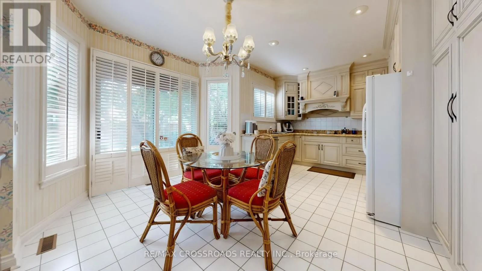 92 BRAESIDE SQUARE