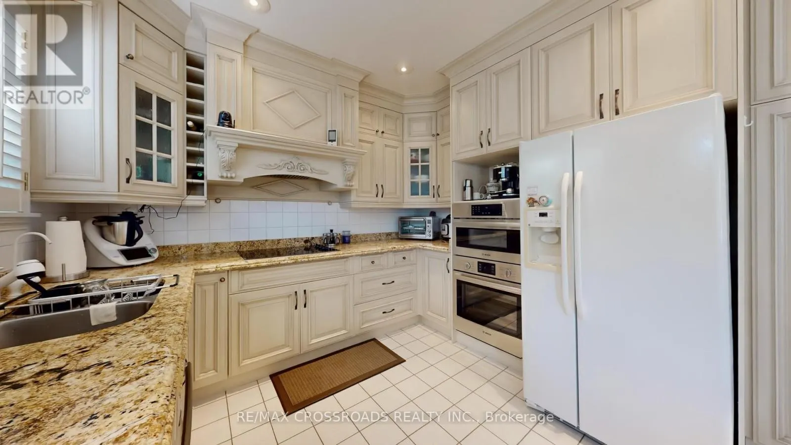 92 BRAESIDE SQUARE