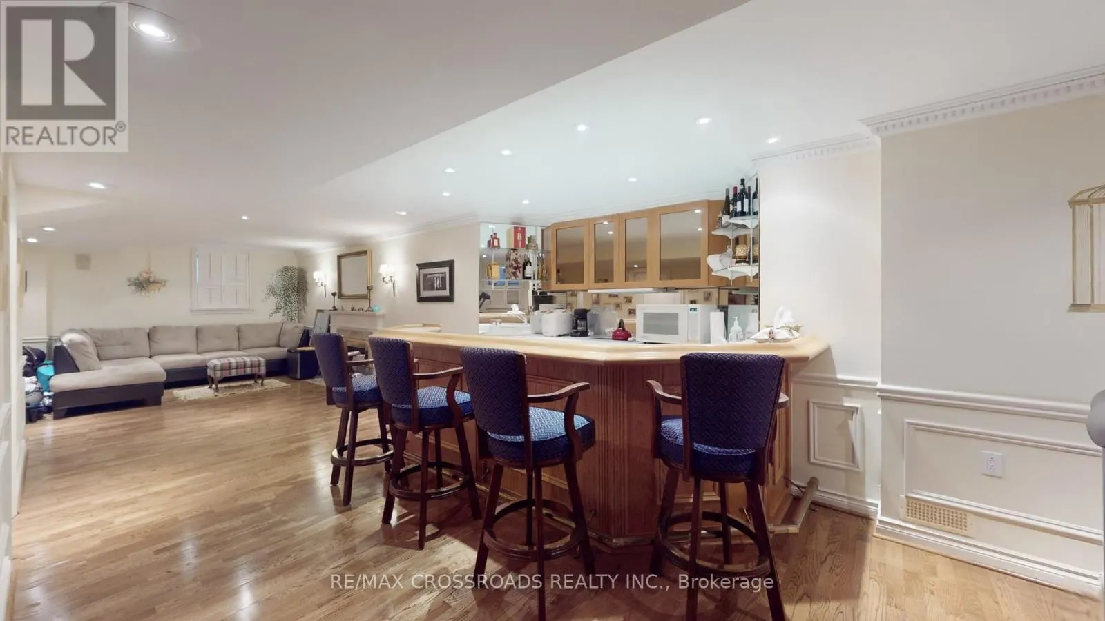 92 BRAESIDE SQUARE
