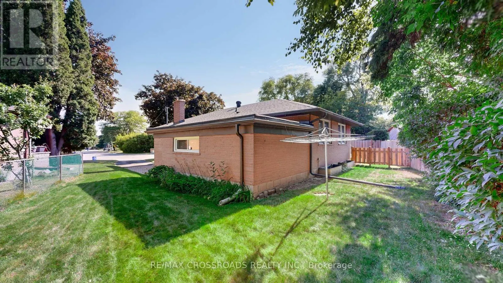 457 PALISER COURT N