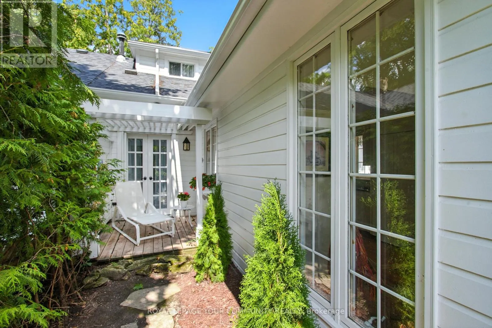 39 COLBORNE STREET