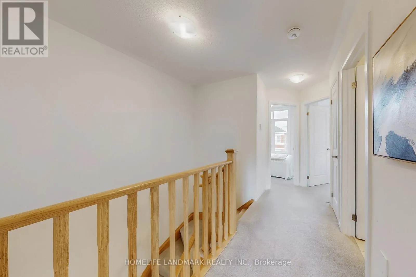 32 SISSONS WAY