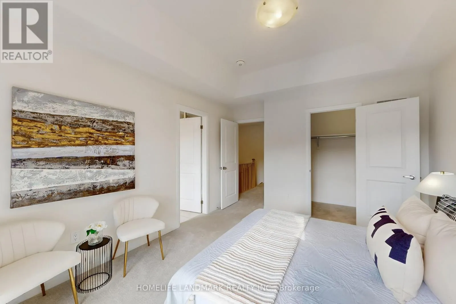 32 SISSONS WAY