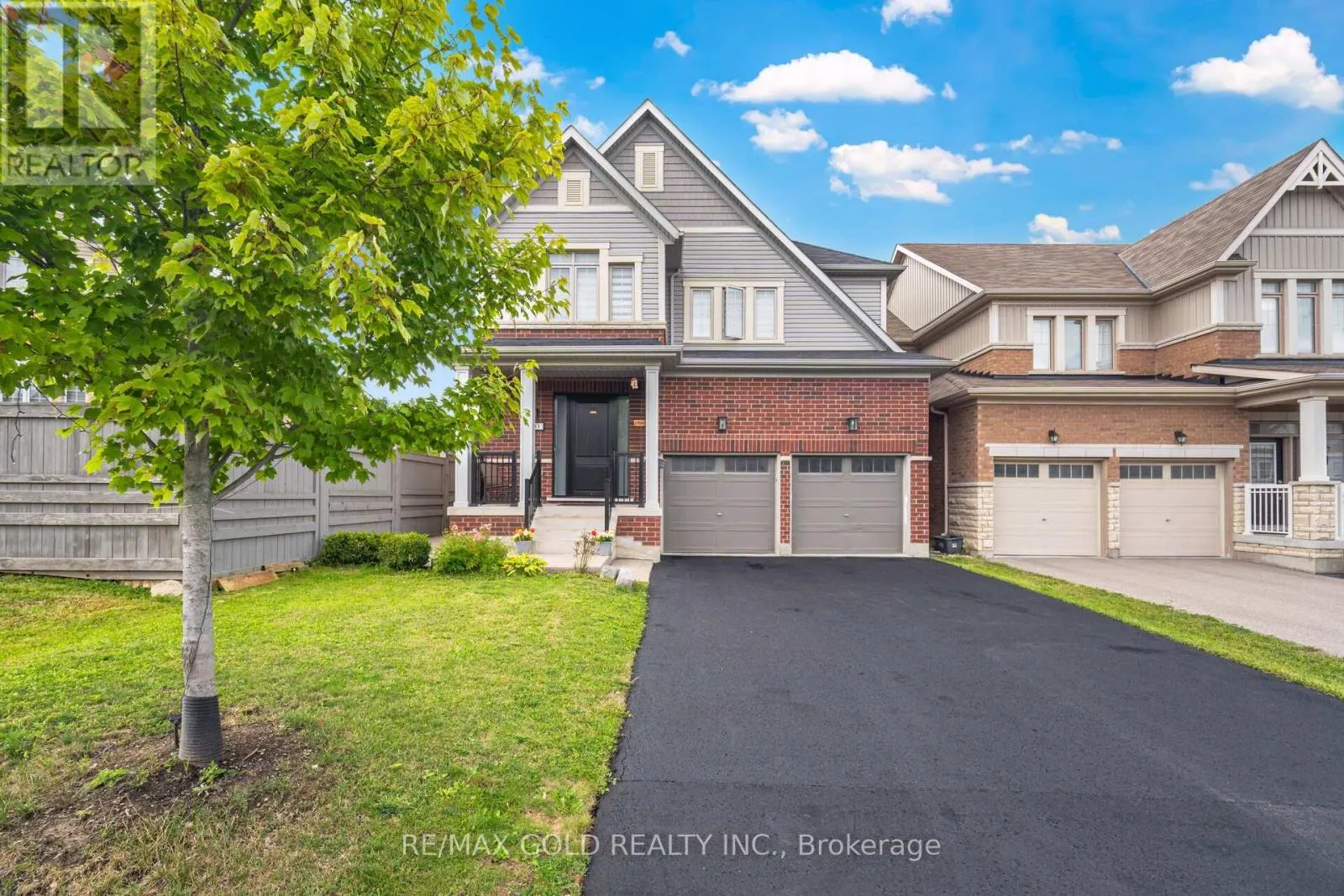 10 DONNAN DRIVE W