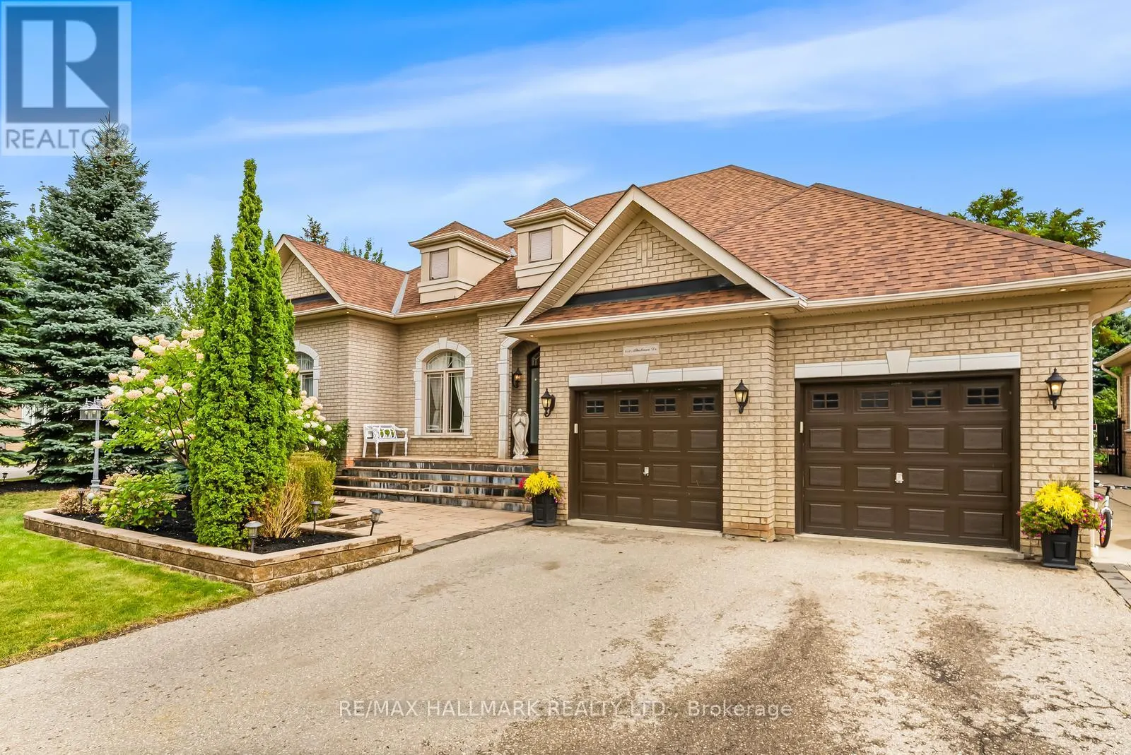 452 ATHABASCA DRIVE