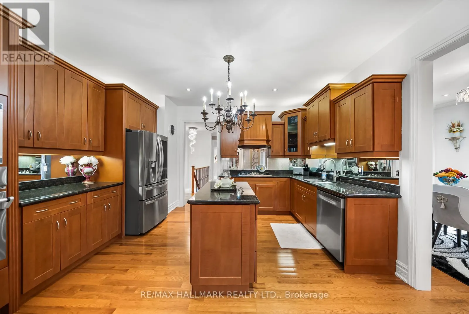 452 ATHABASCA DRIVE