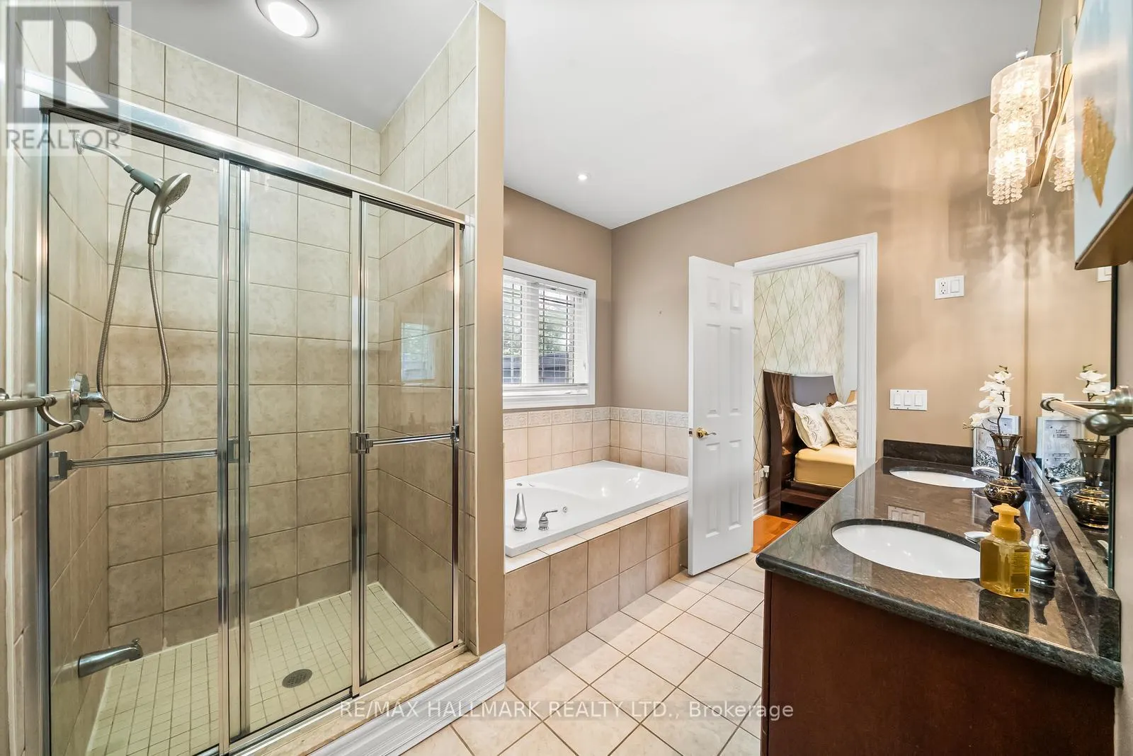 452 ATHABASCA DRIVE