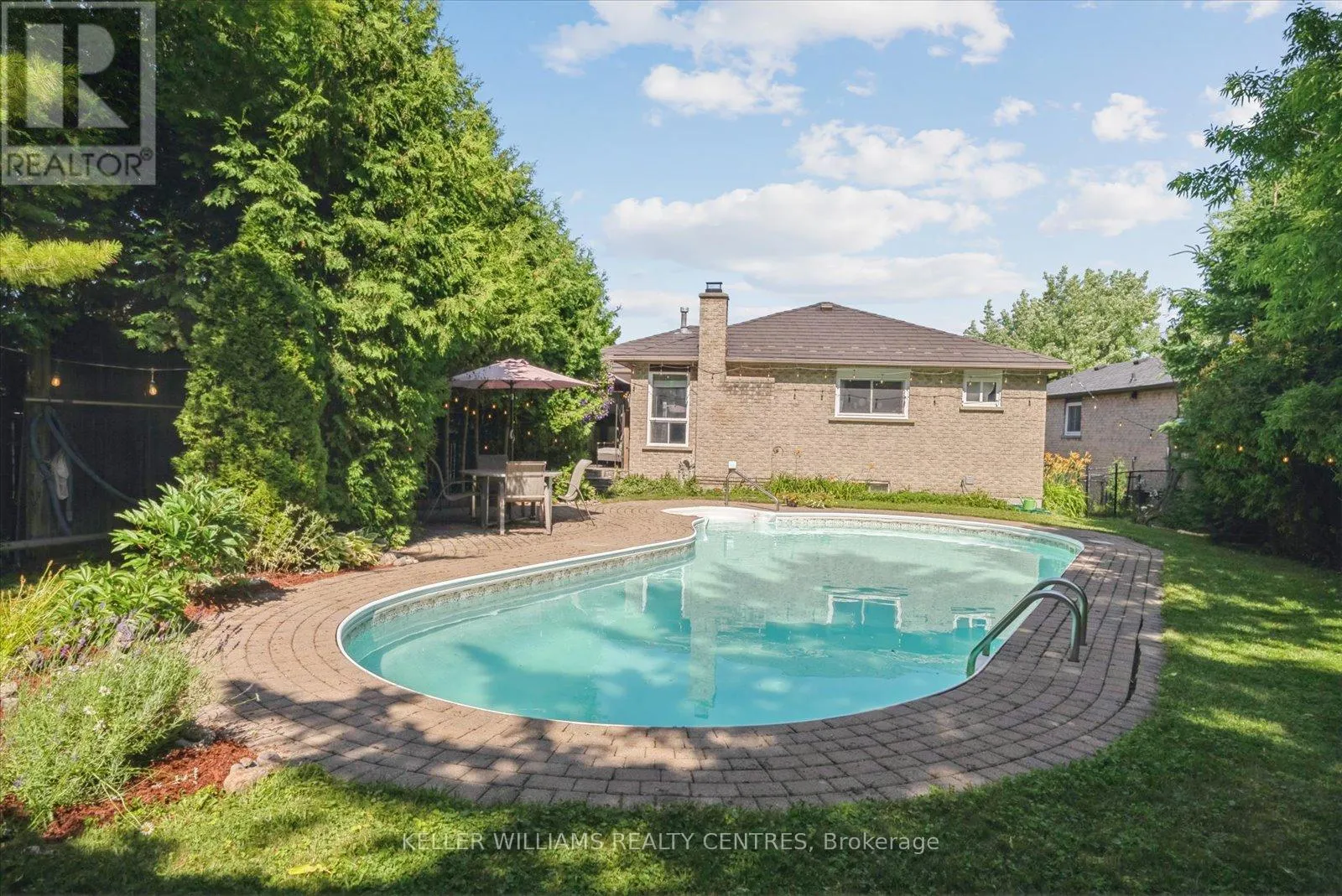 26 STONEHILL BOULEVARD