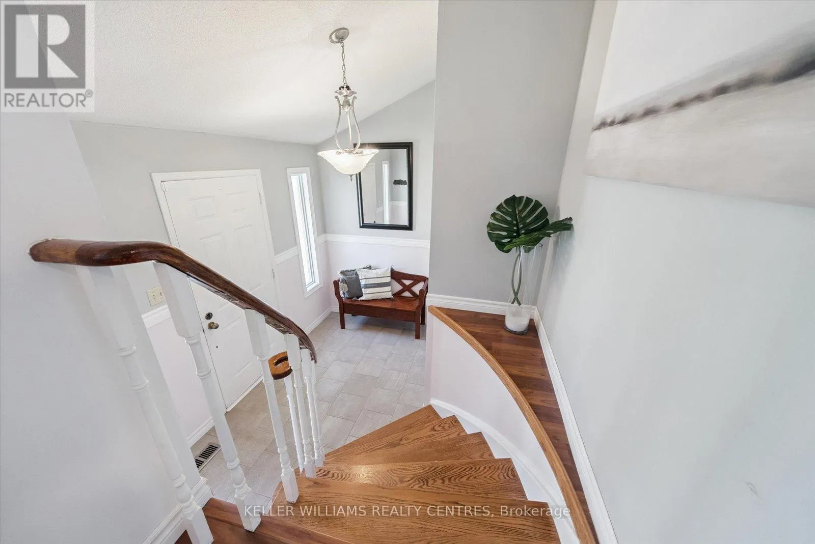 26 STONEHILL BOULEVARD