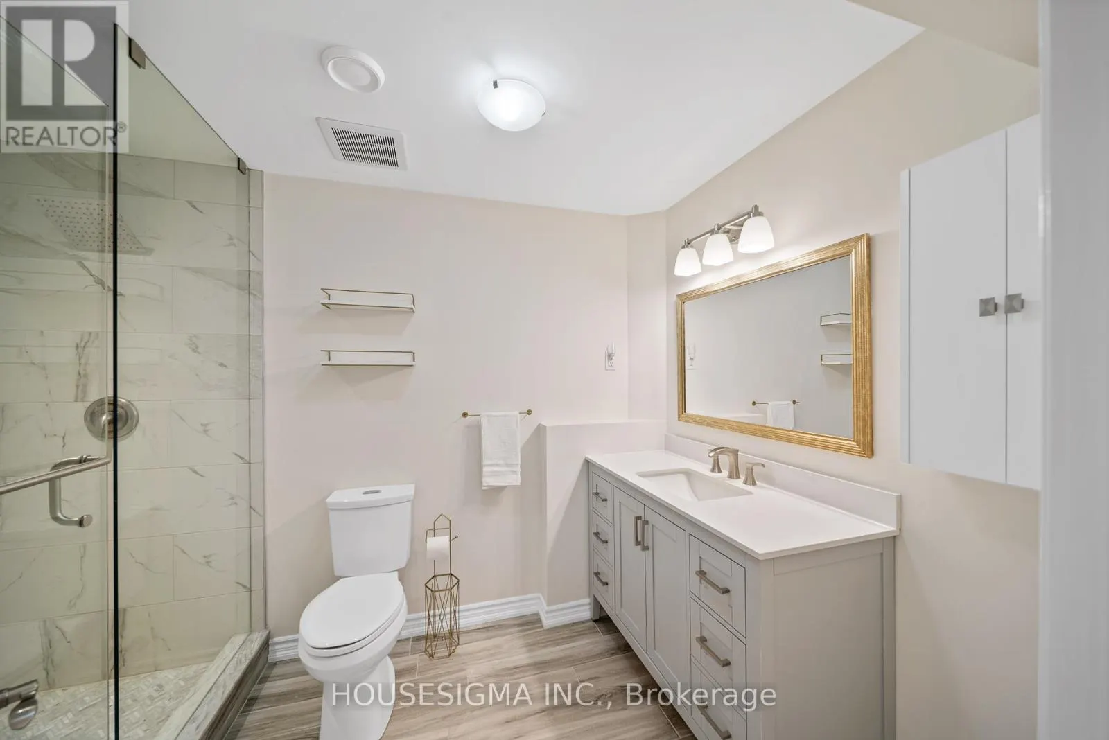 94 FOREST EDGE CRESCENT