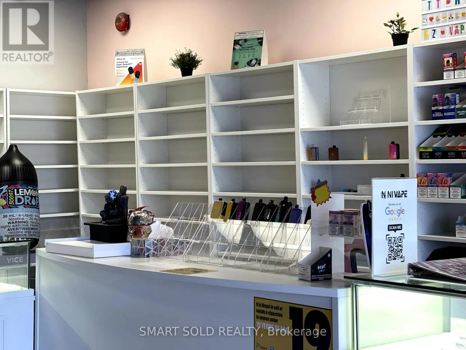 8 - 9631 YONGE STREET