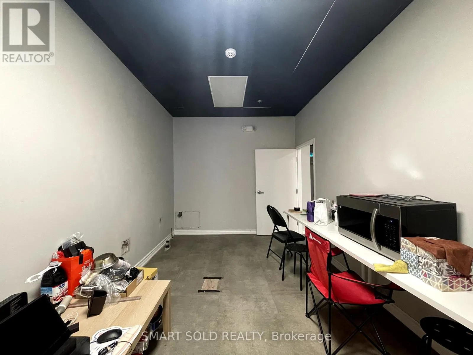 8 - 9631 YONGE STREET