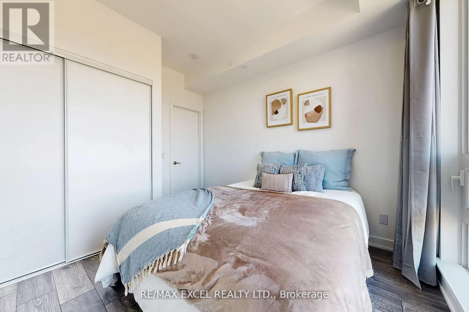 318 - 8888 YONGE STREET