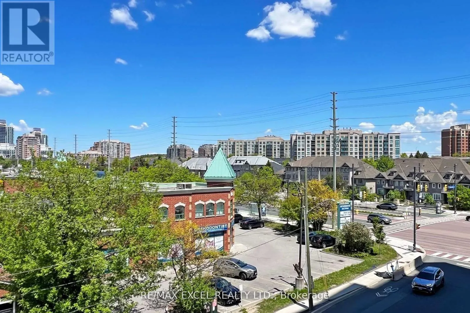 318 - 8888 YONGE STREET