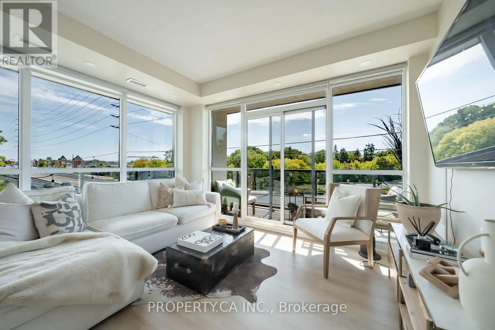 318 - 4700 HIGHWAY 7 ROAD