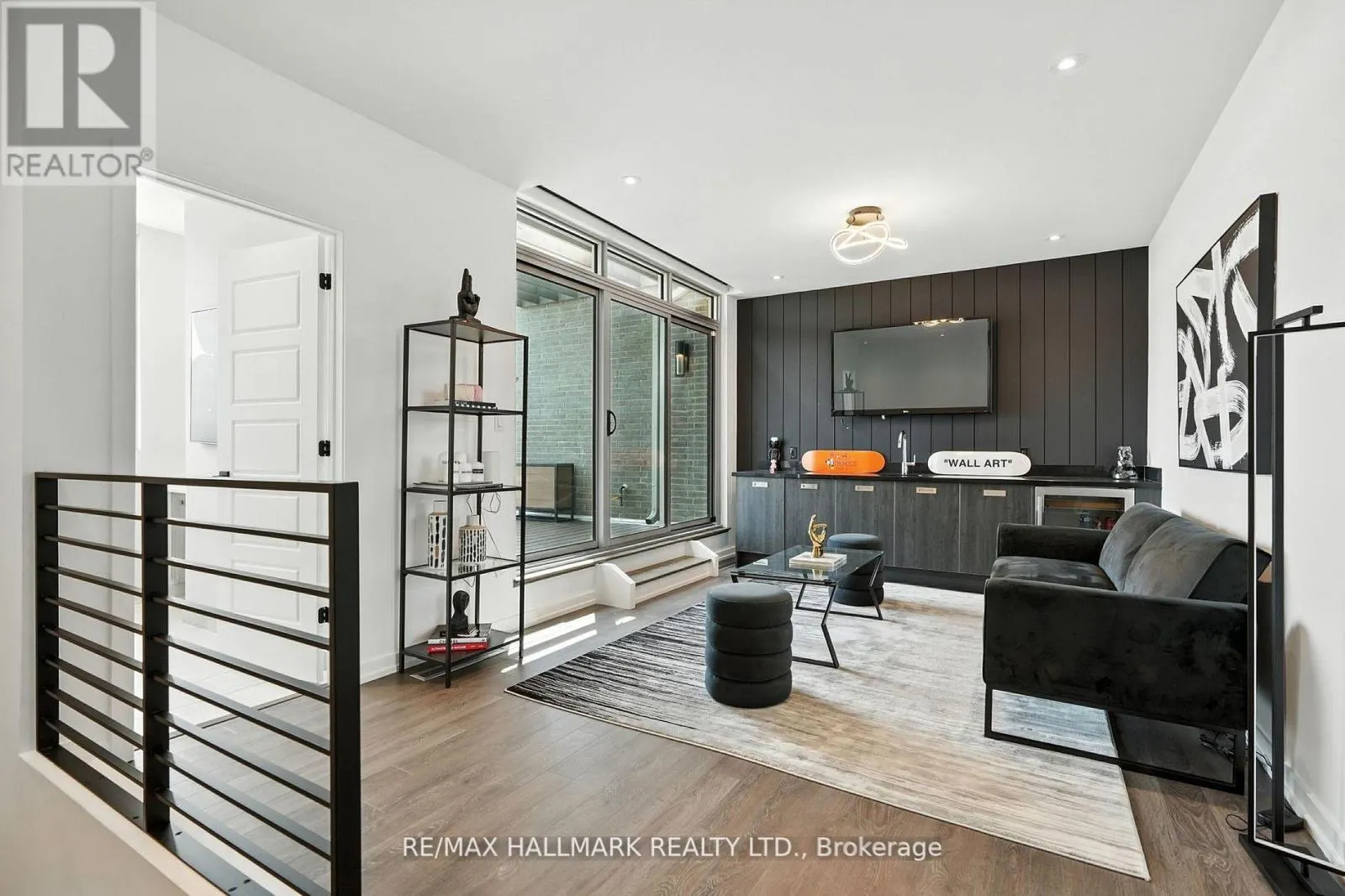 3658 FERRETTI COURT E