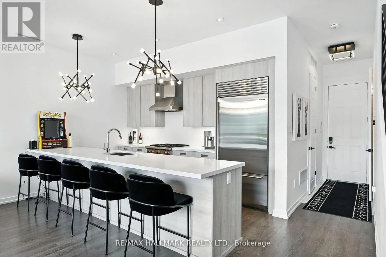 3658 FERRETTI COURT E