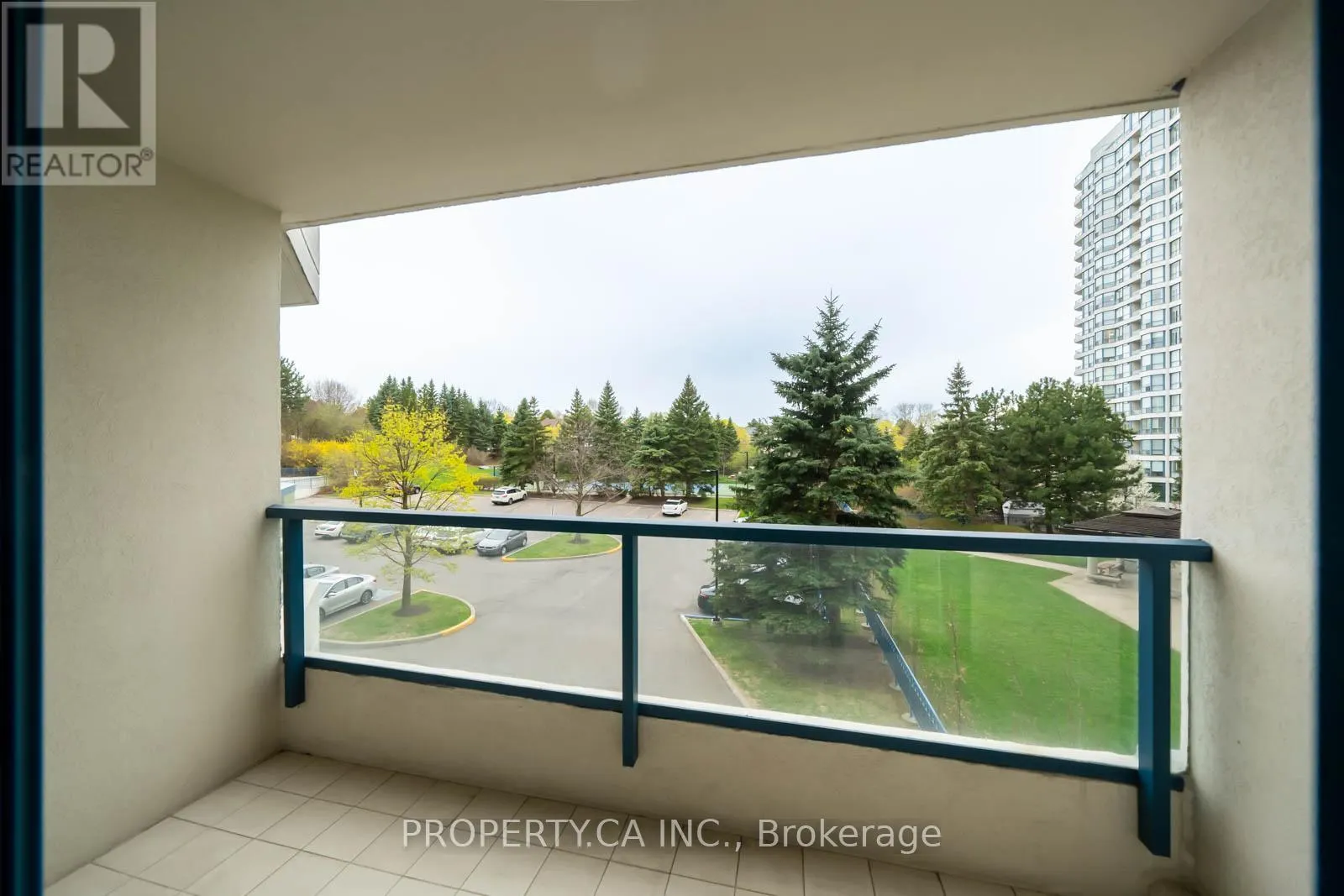 301 - 7300 YONGE STREET
