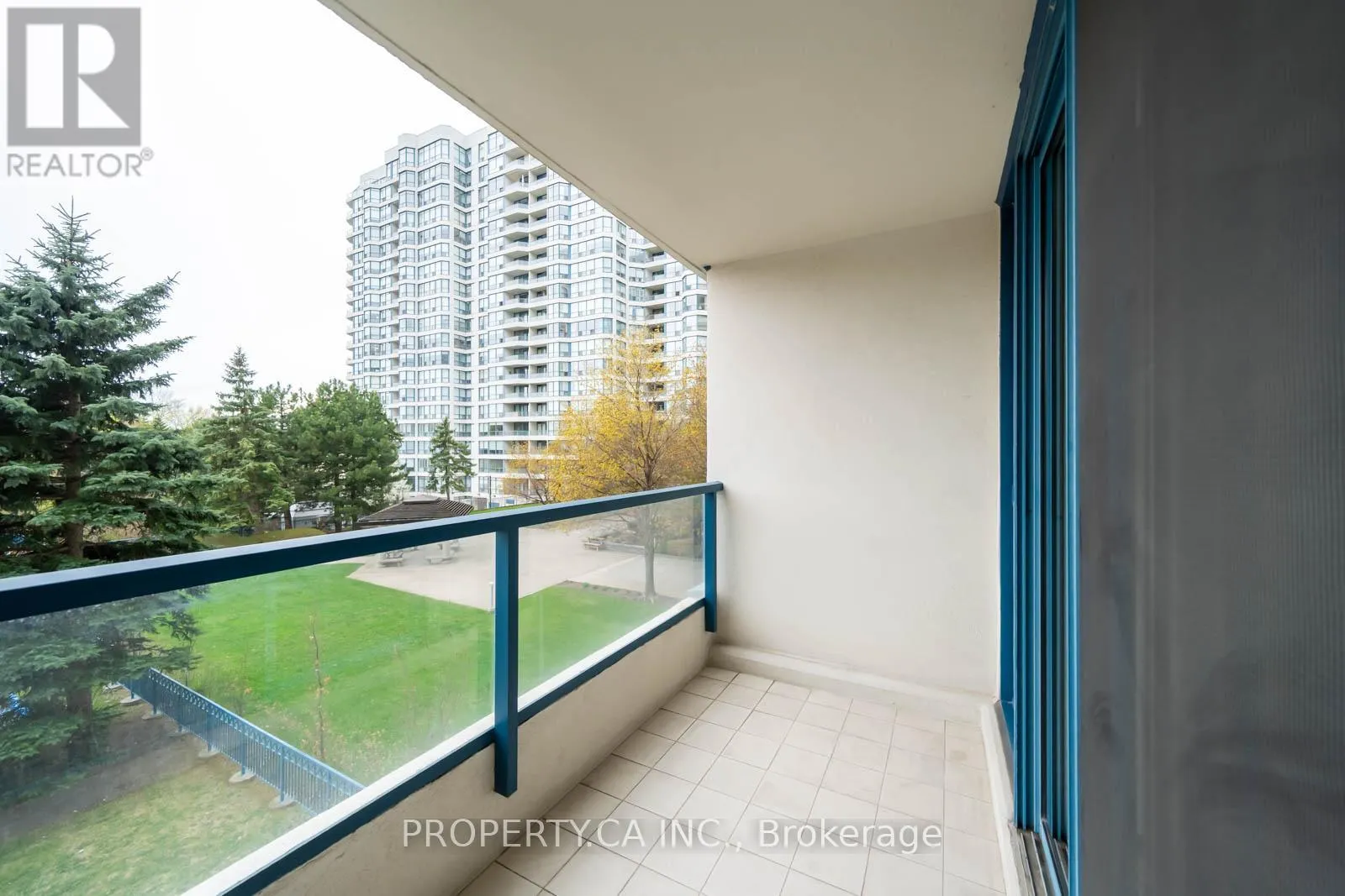 301 - 7300 YONGE STREET
