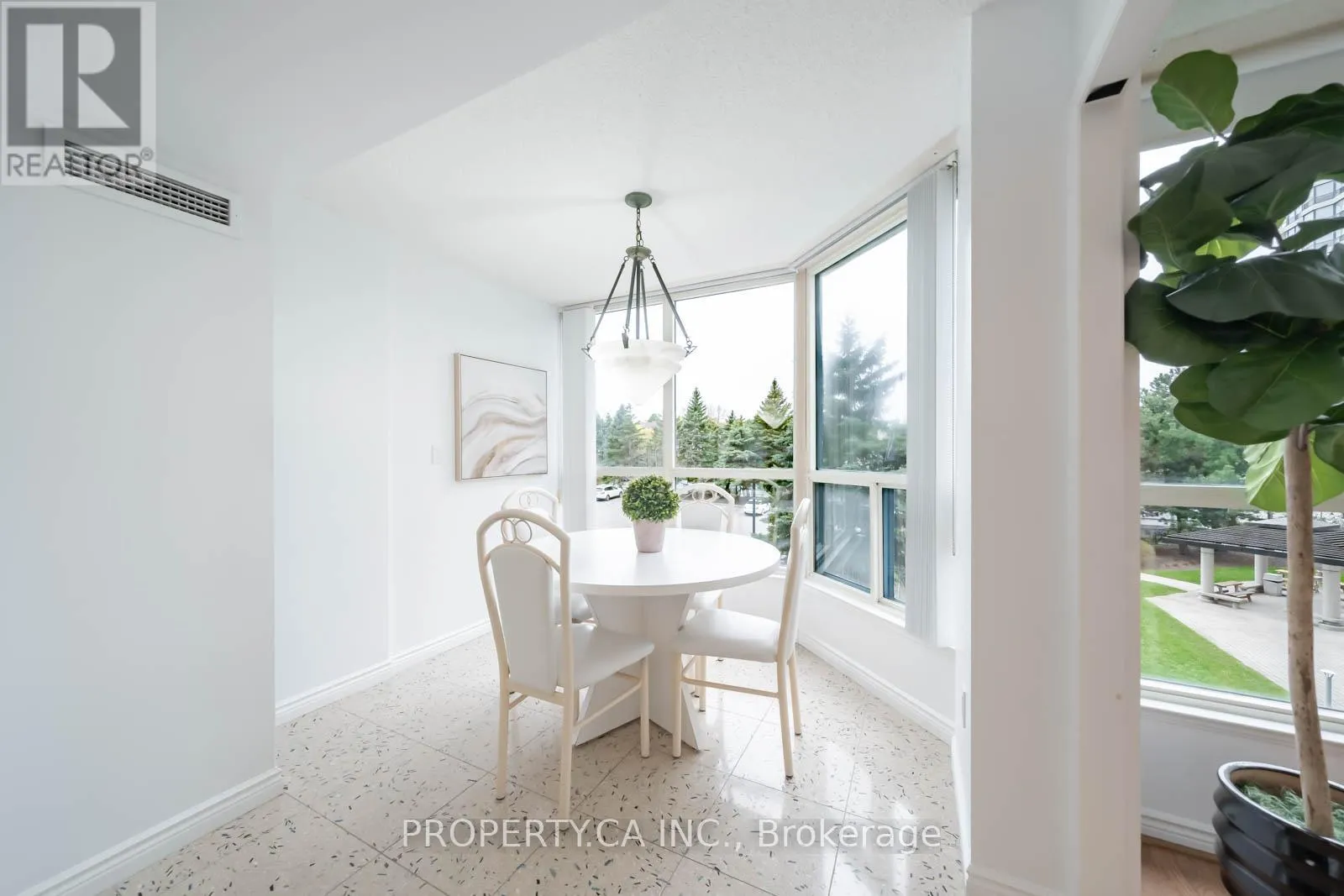 301 - 7300 YONGE STREET