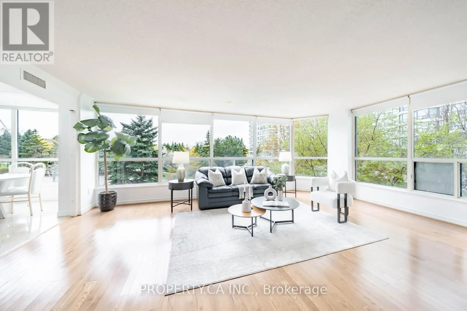 301 - 7300 YONGE STREET