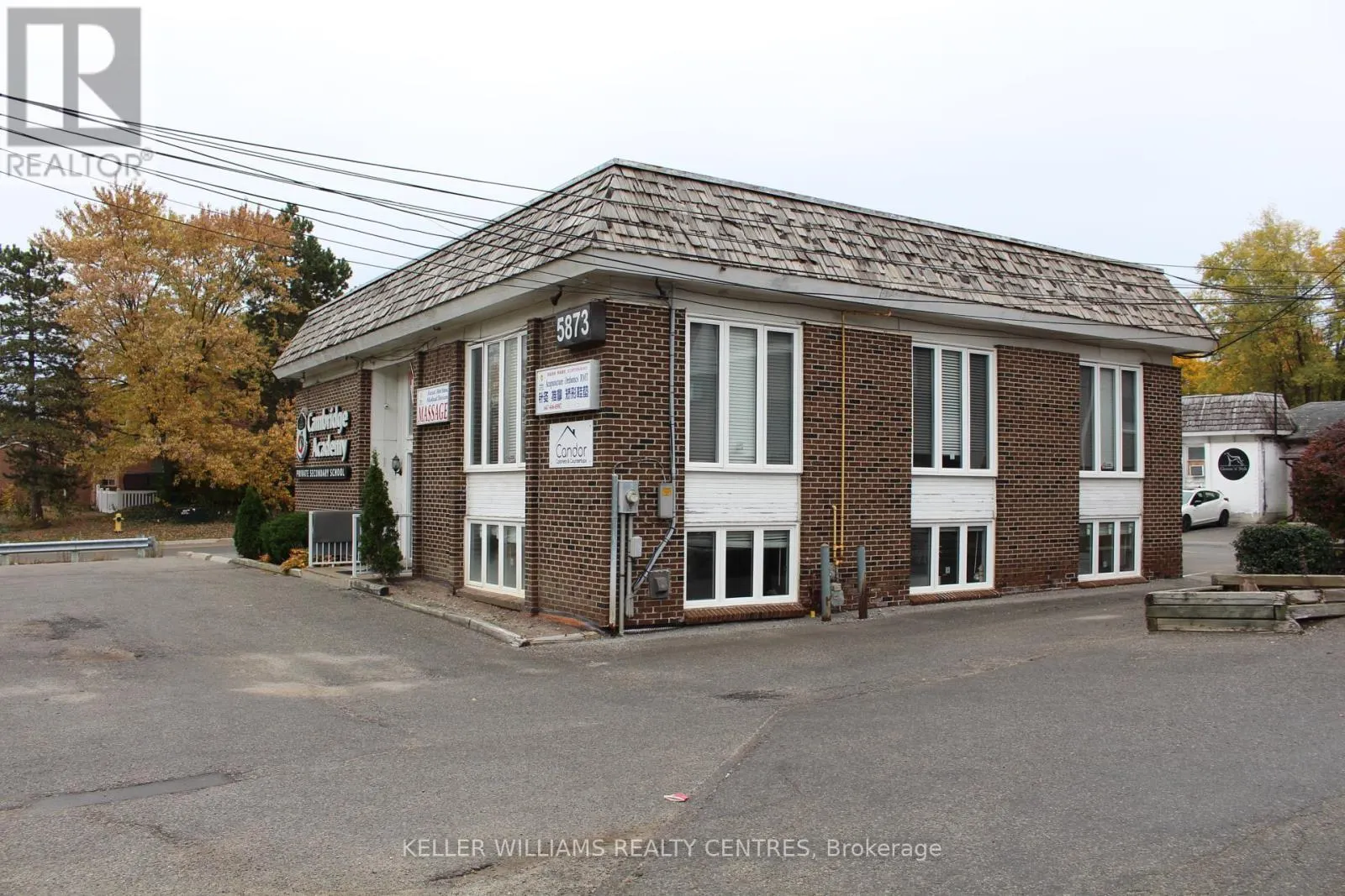 200 - 5873 HIGHWAY 7 ROAD E