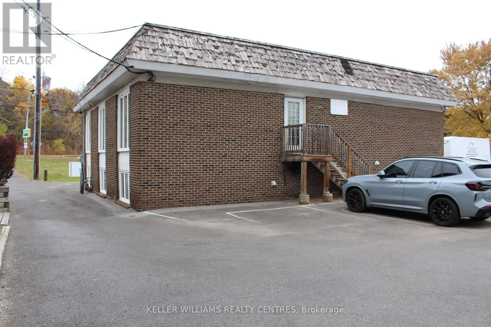 200 - 5873 HIGHWAY 7 ROAD E