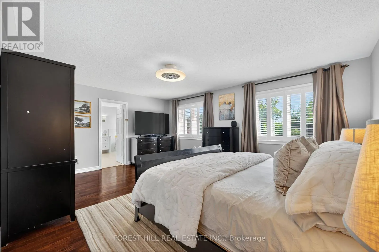 271 AUTUMN HILL BOULEVARD