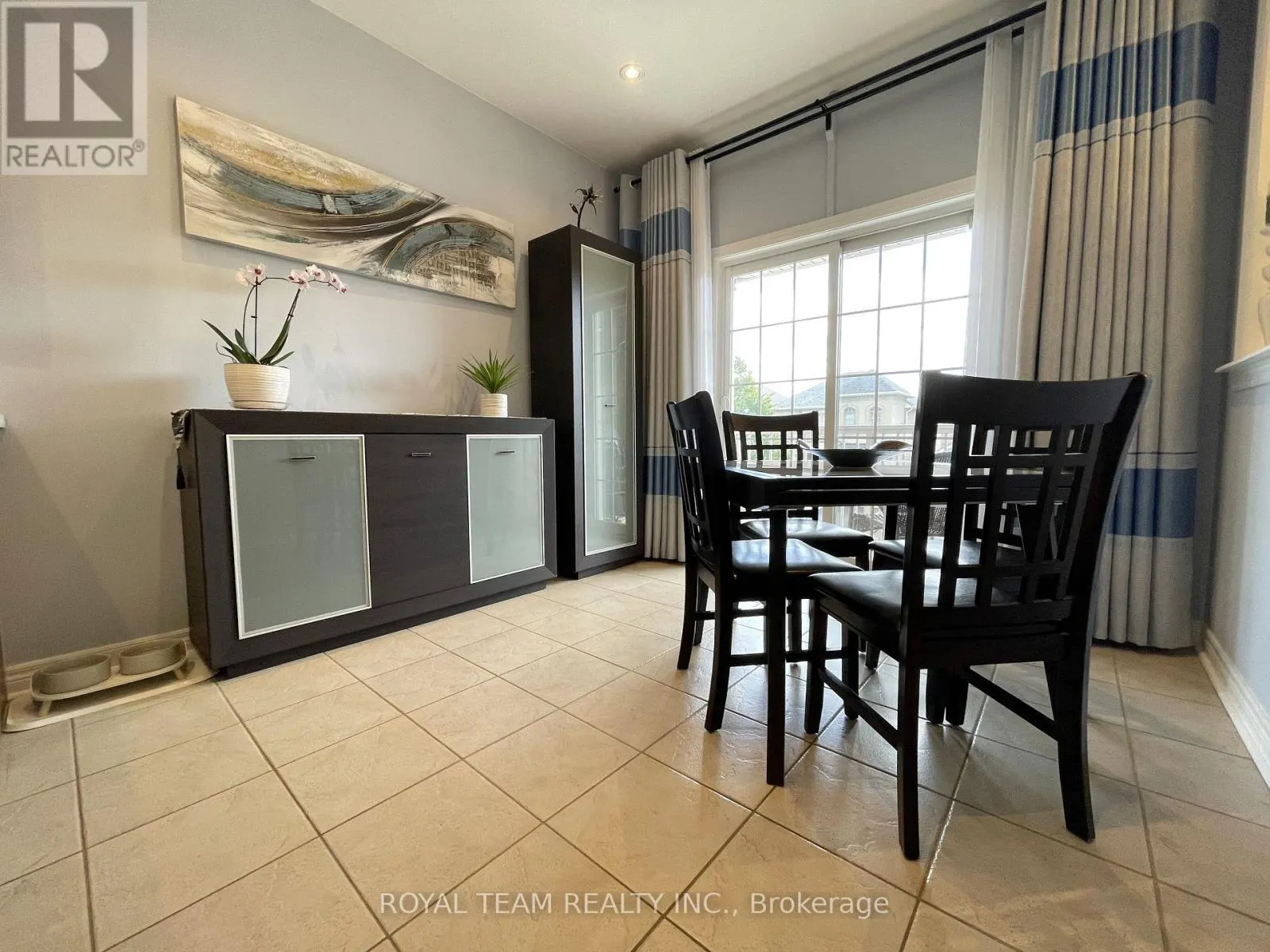 66 CANYON GATE CRESCENT