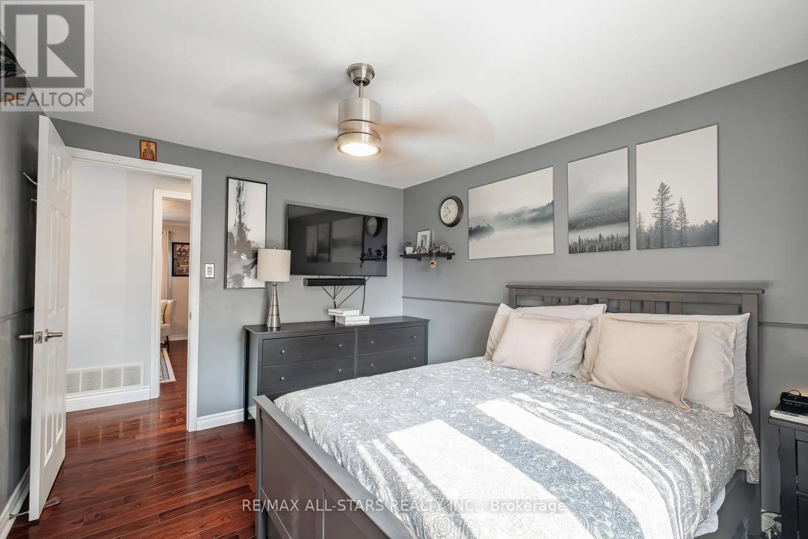 84 THICKETWOOD BOULEVARD