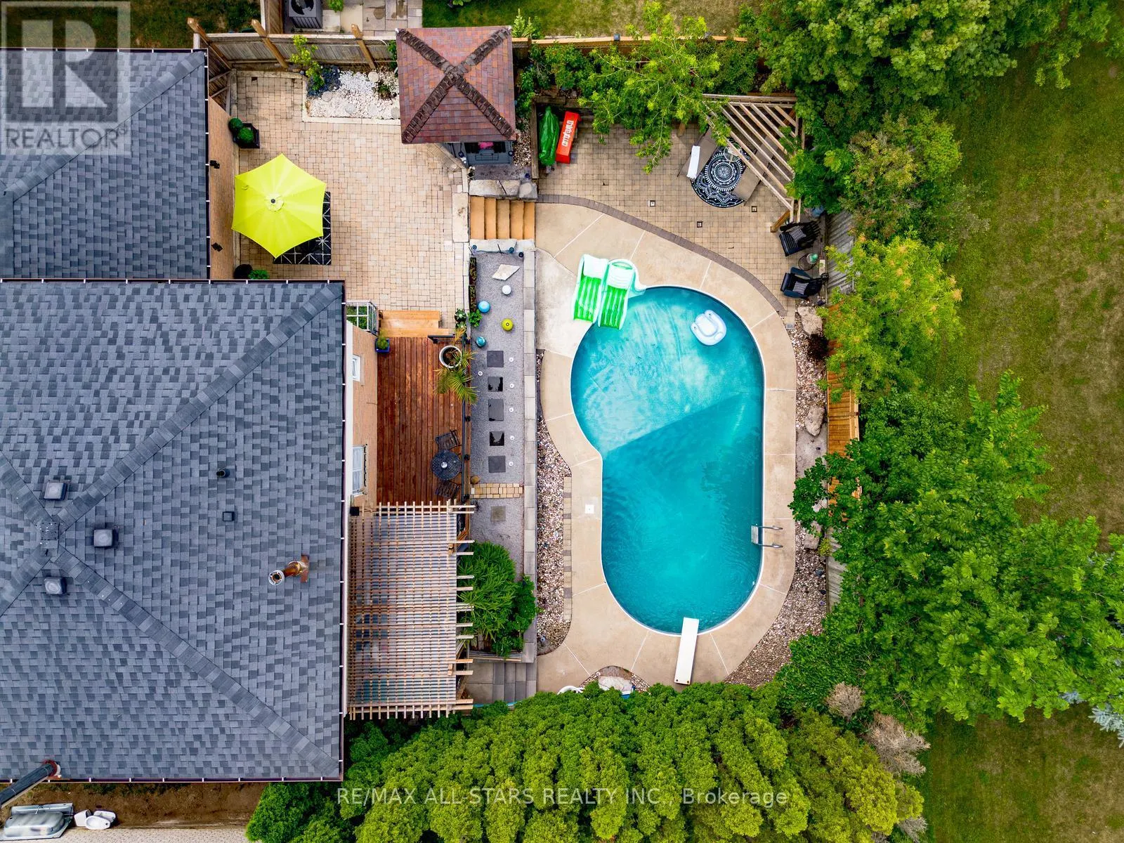 84 THICKETWOOD BOULEVARD