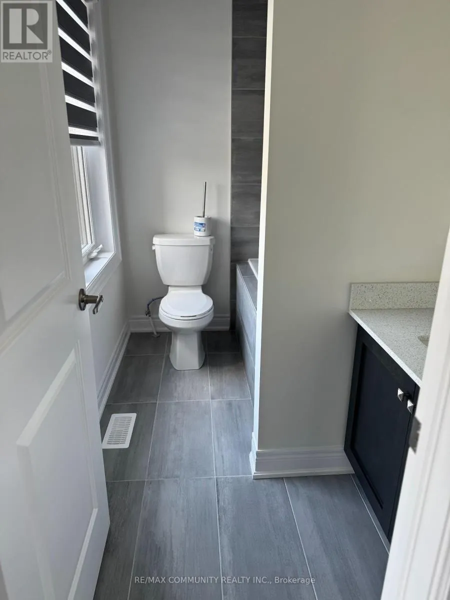 MAIN - 132 KENNETH ROGERS CRESCENT