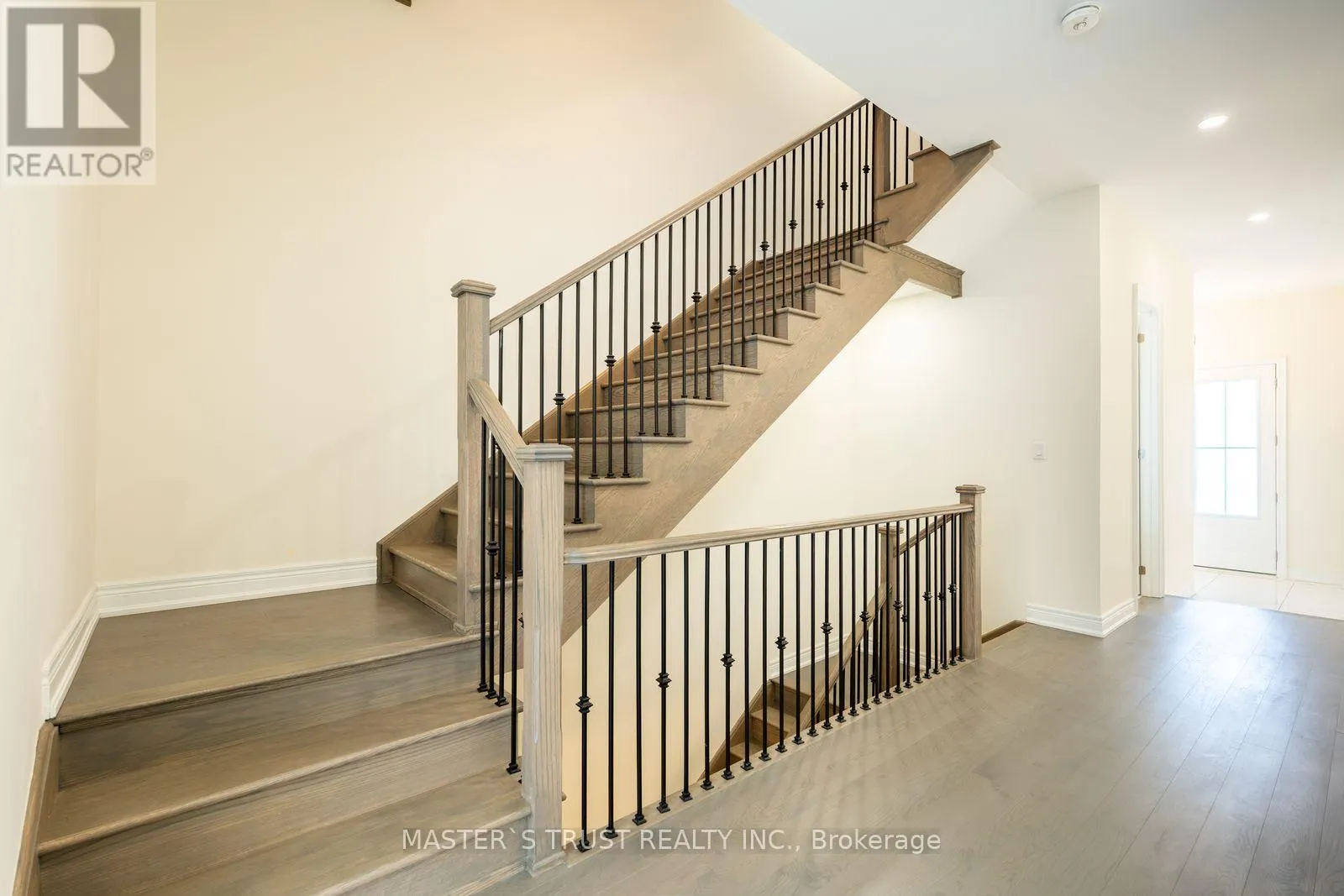 7 FAUCHARD STREET