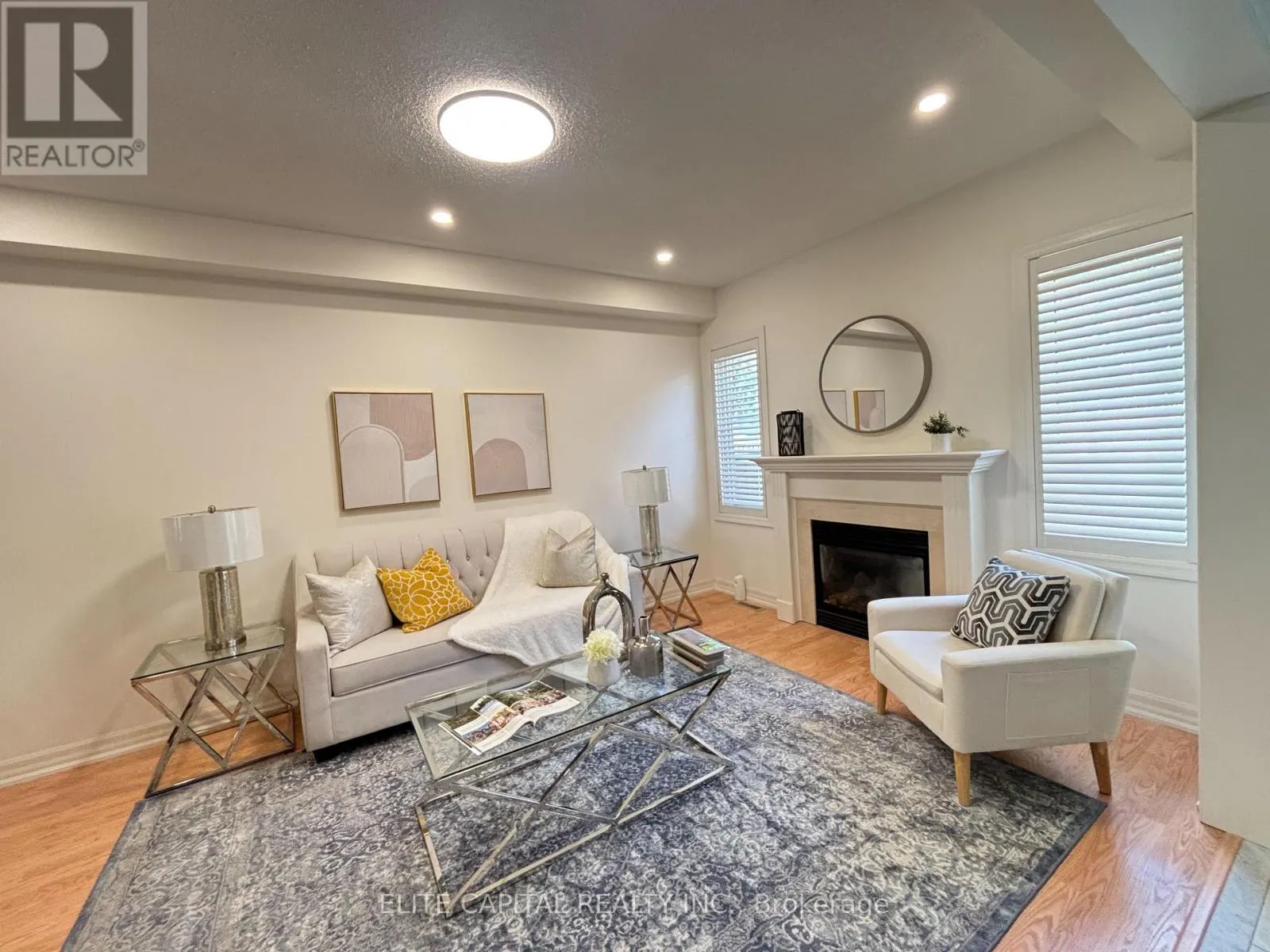 10 KEN WAGG CRESCENT