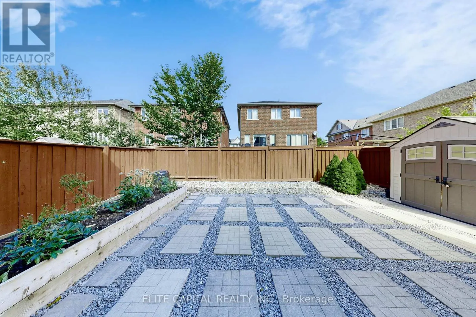 10 KEN WAGG CRESCENT