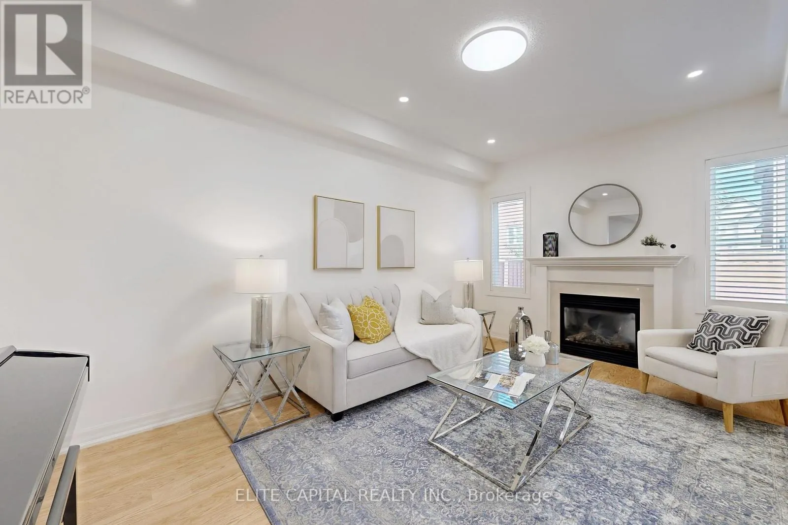 10 KEN WAGG CRESCENT