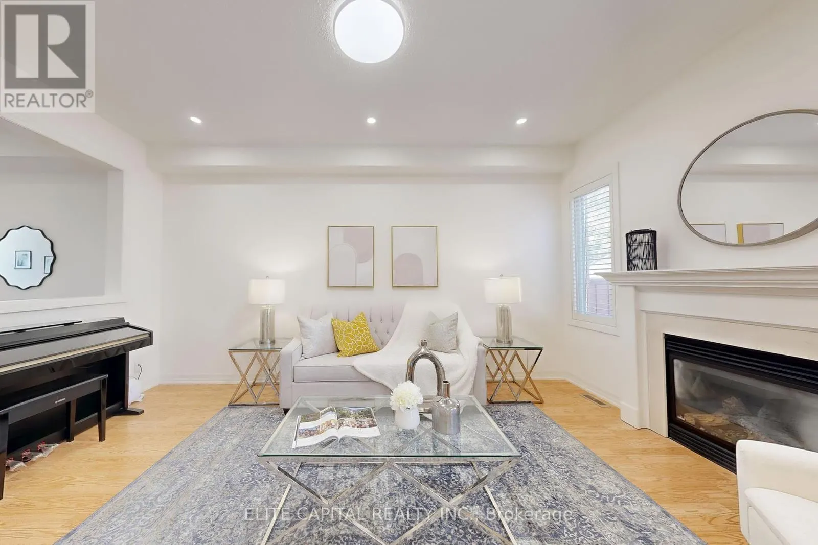 10 KEN WAGG CRESCENT