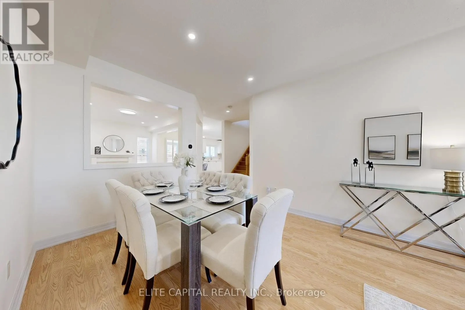 10 KEN WAGG CRESCENT